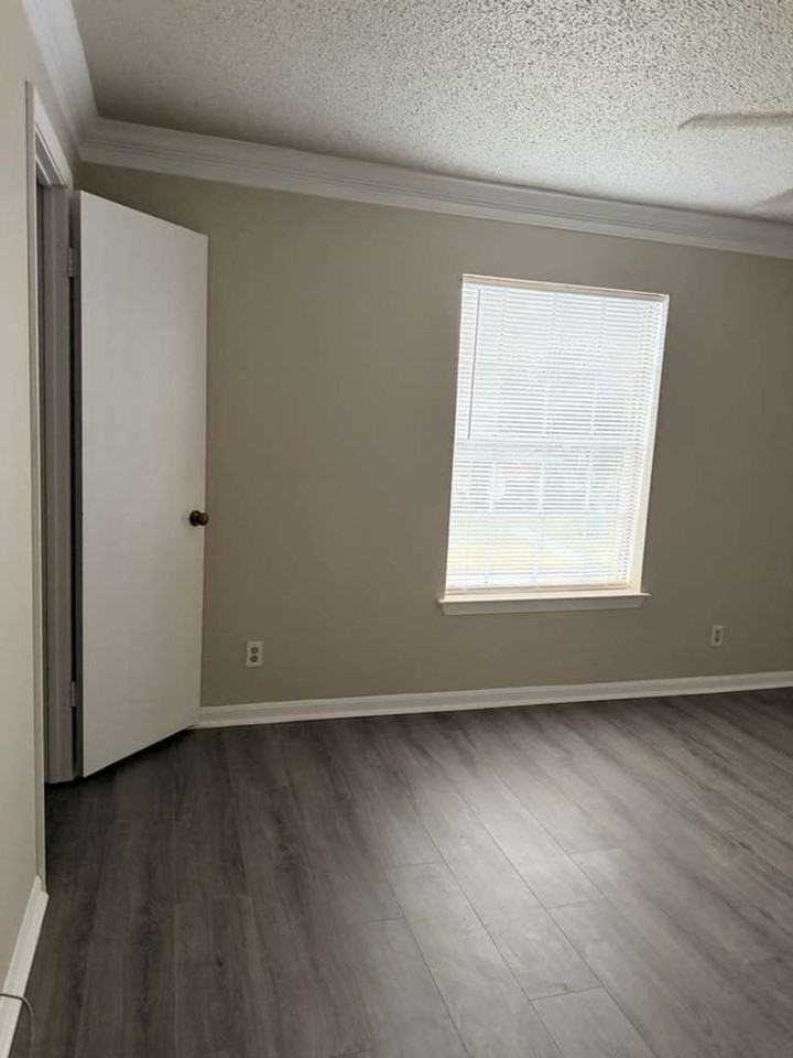 9252 Glen Meadow Ln - Photo 6 of 12