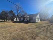 105 E Drummond St - Photo 1 of 1