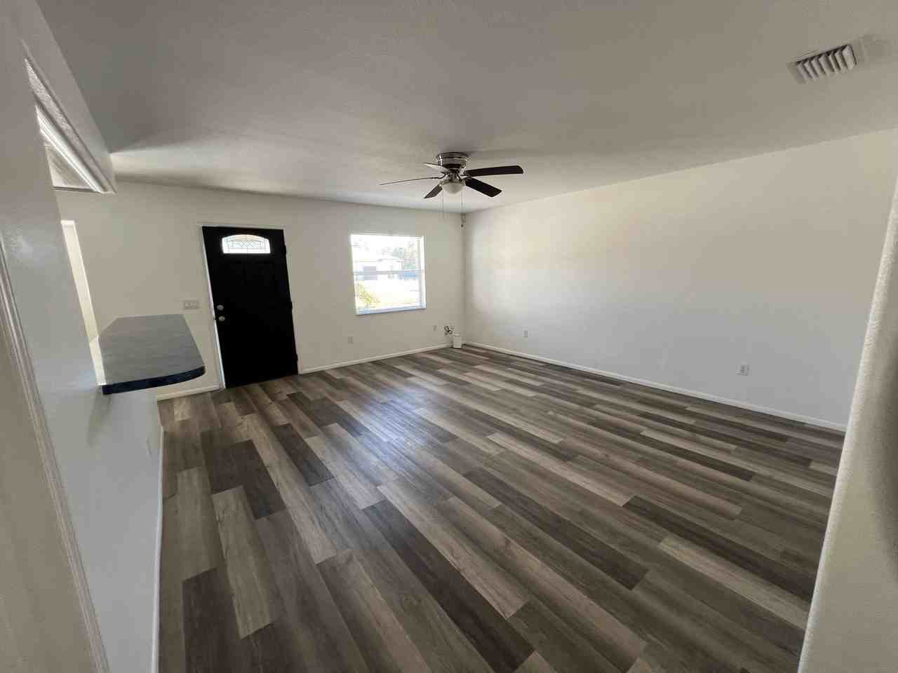 1061 Nomad Rd - Photo 4 of 12