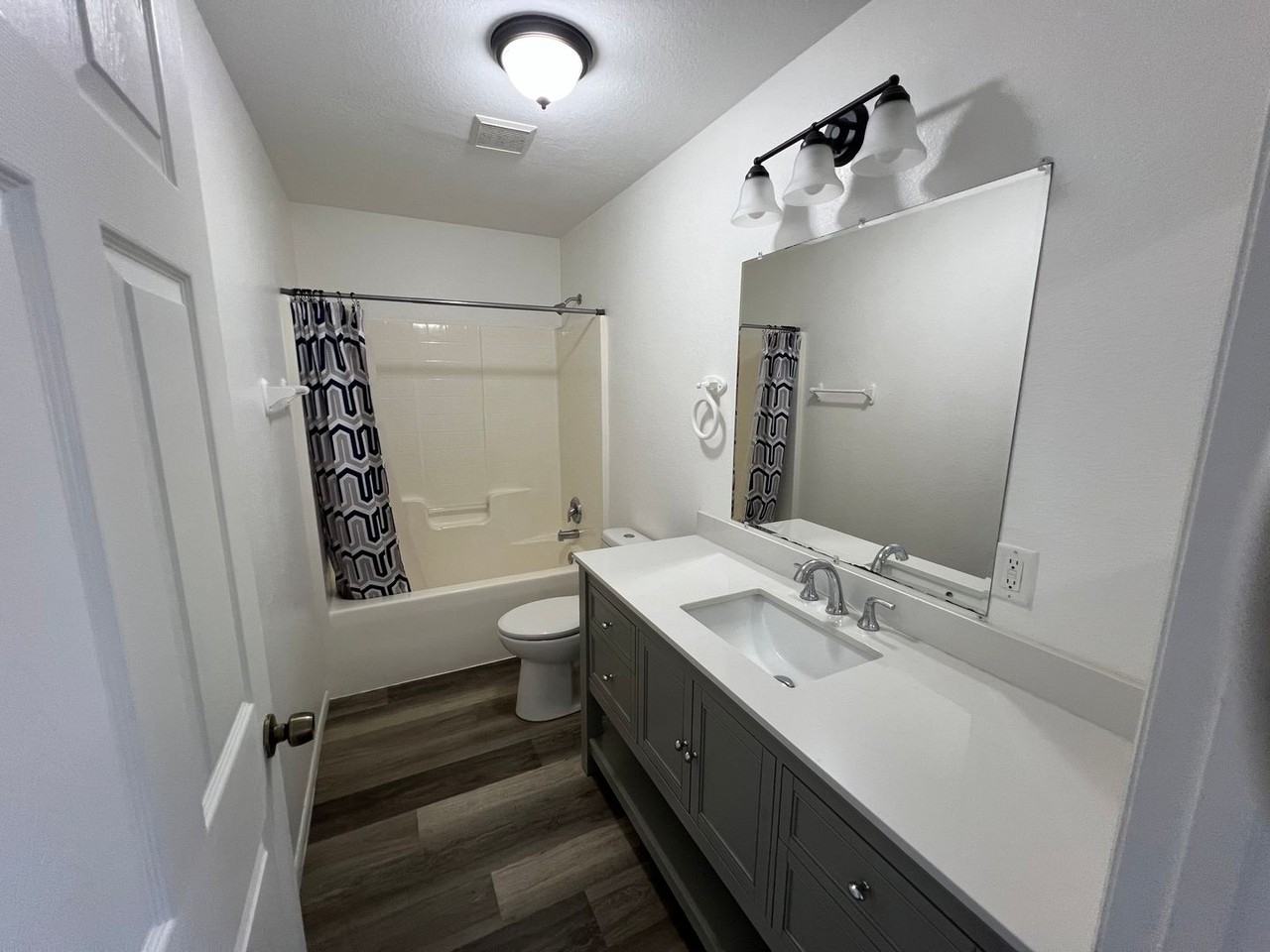 1061 Nomad Rd - Photo 7 of 12