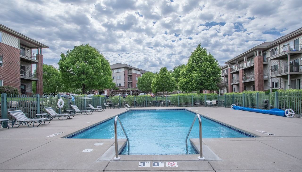 Prairie Crest Apartments - Photo 3 of 50