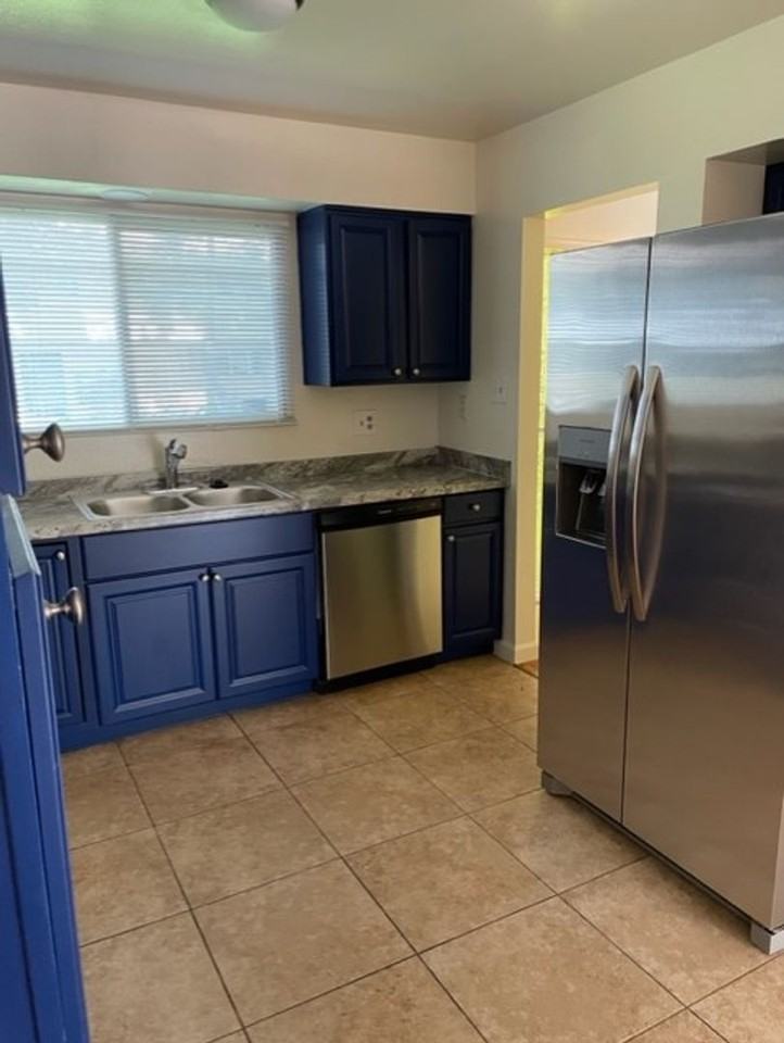 317 Reno Rental Finders - 317 Smithridge Park Reno, NV 89502 - Photo 6 of 19