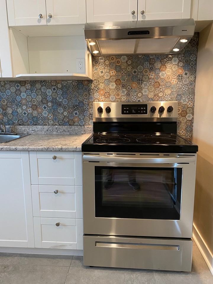 387 Carmen Avenue #3 - Photo 2 of 11