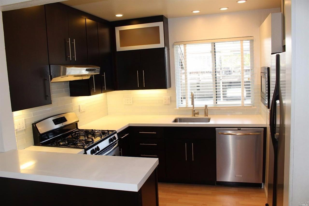 55 Park Terrace - Photo 3 of 18