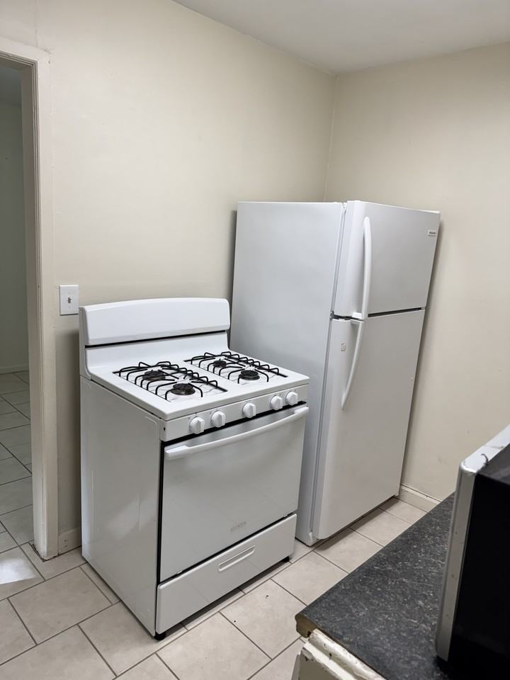 3711 Woods Avenue - Photo 2 of 8