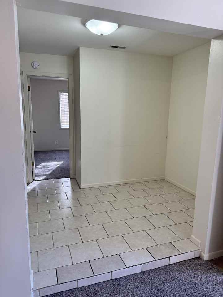 3711 Woods Avenue - Photo 4 of 8