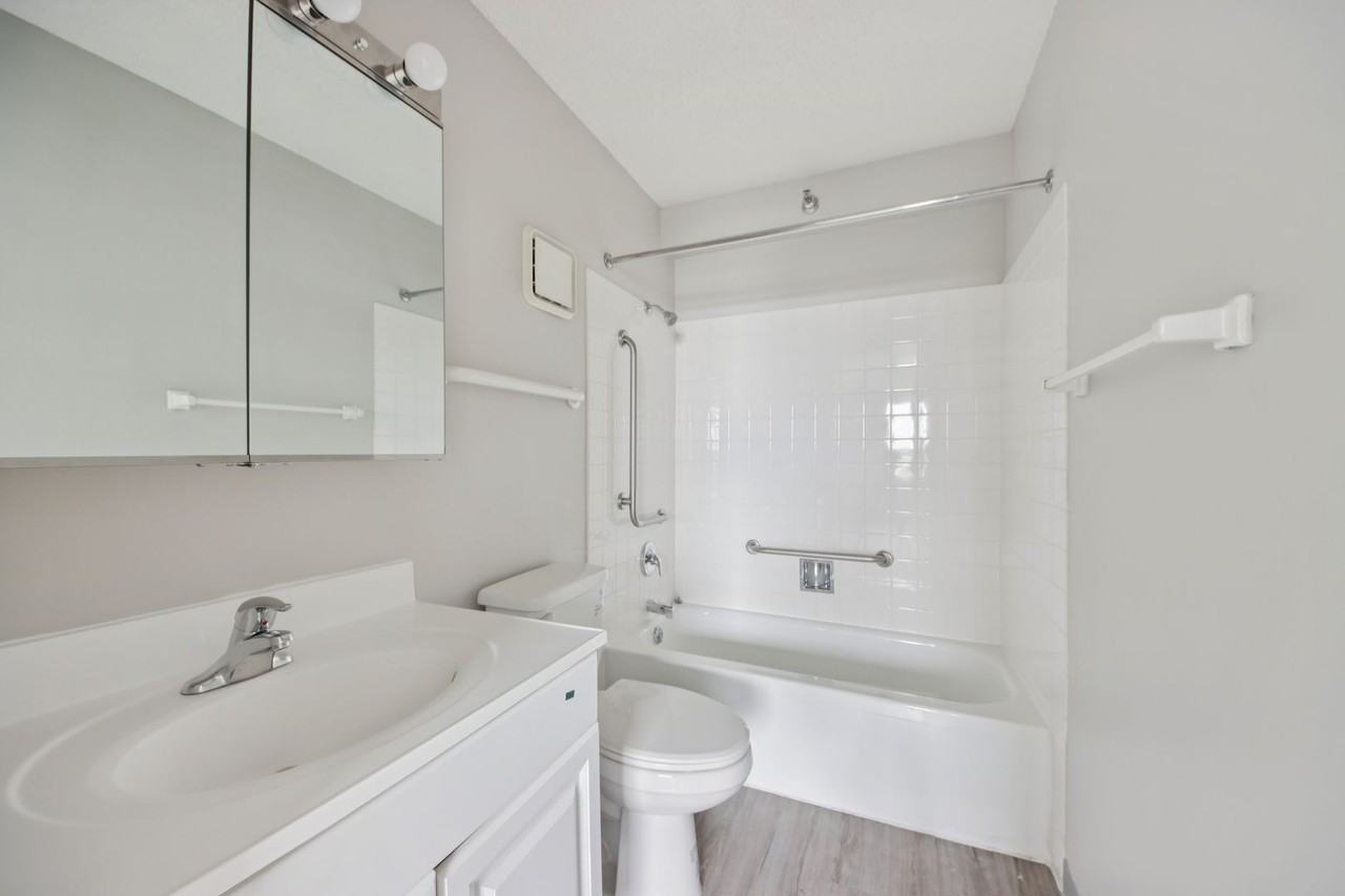 Legacy Crossings - Photo 5 of 18