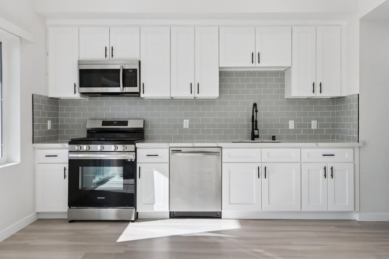 The V Tower - Photo 3 of 20