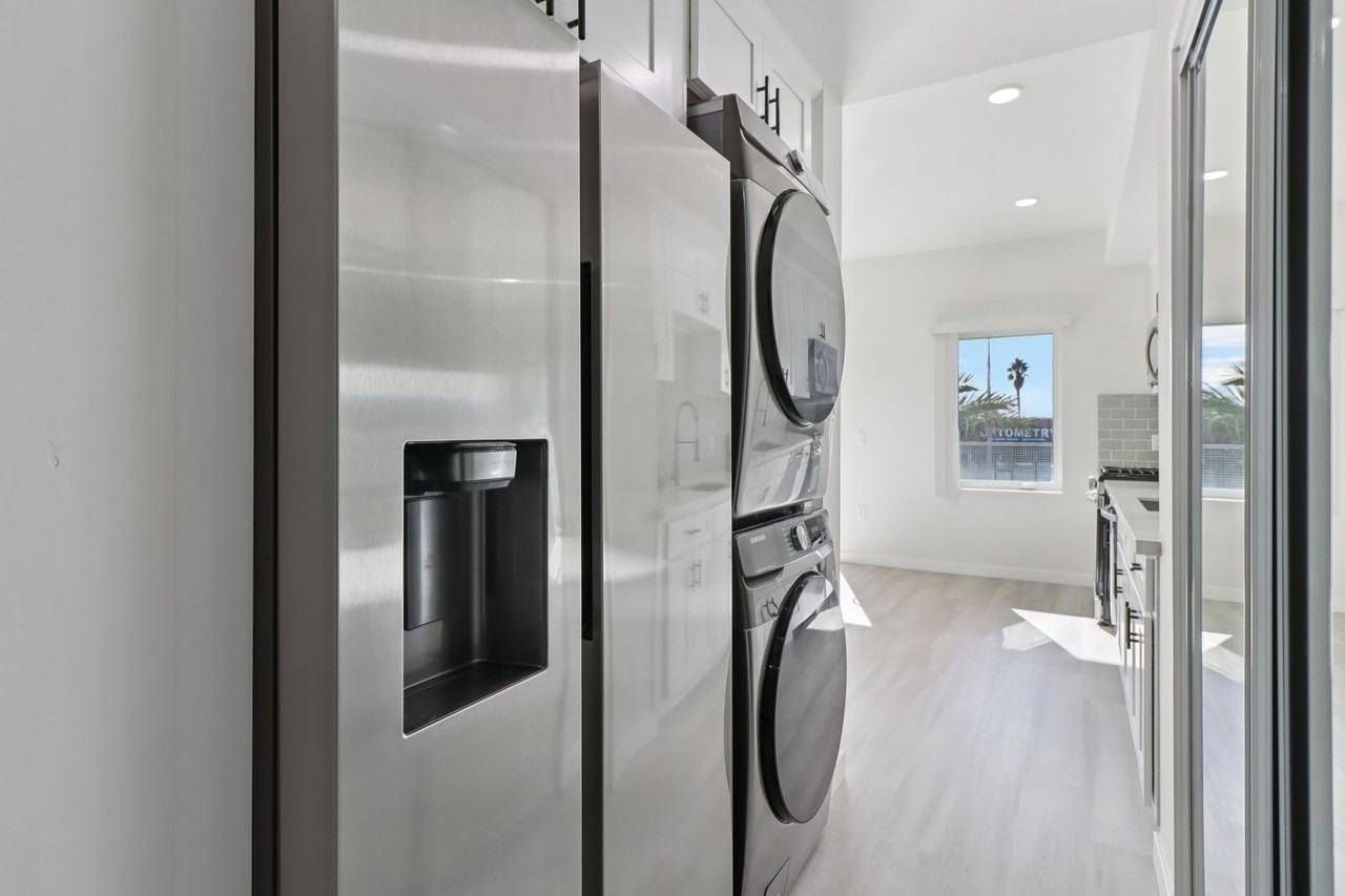 The V Tower - Photo 6 of 20