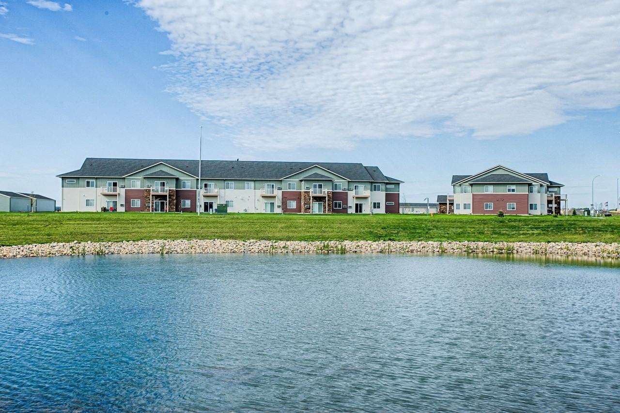 Sonata - Photo 2 of 50