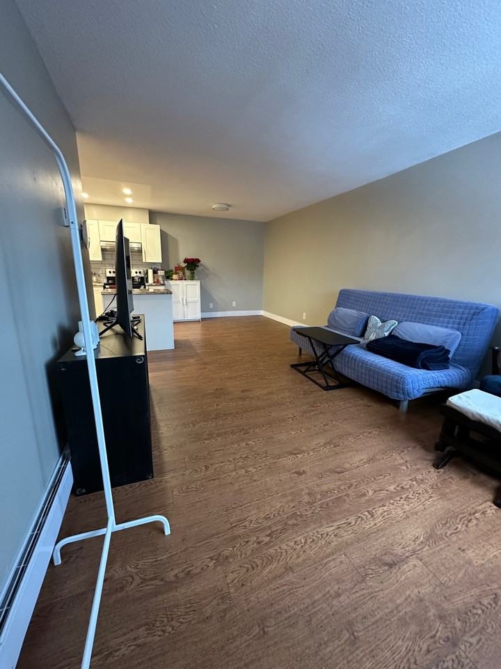 1042 Merivale Road #4 - Photo 4 of 13