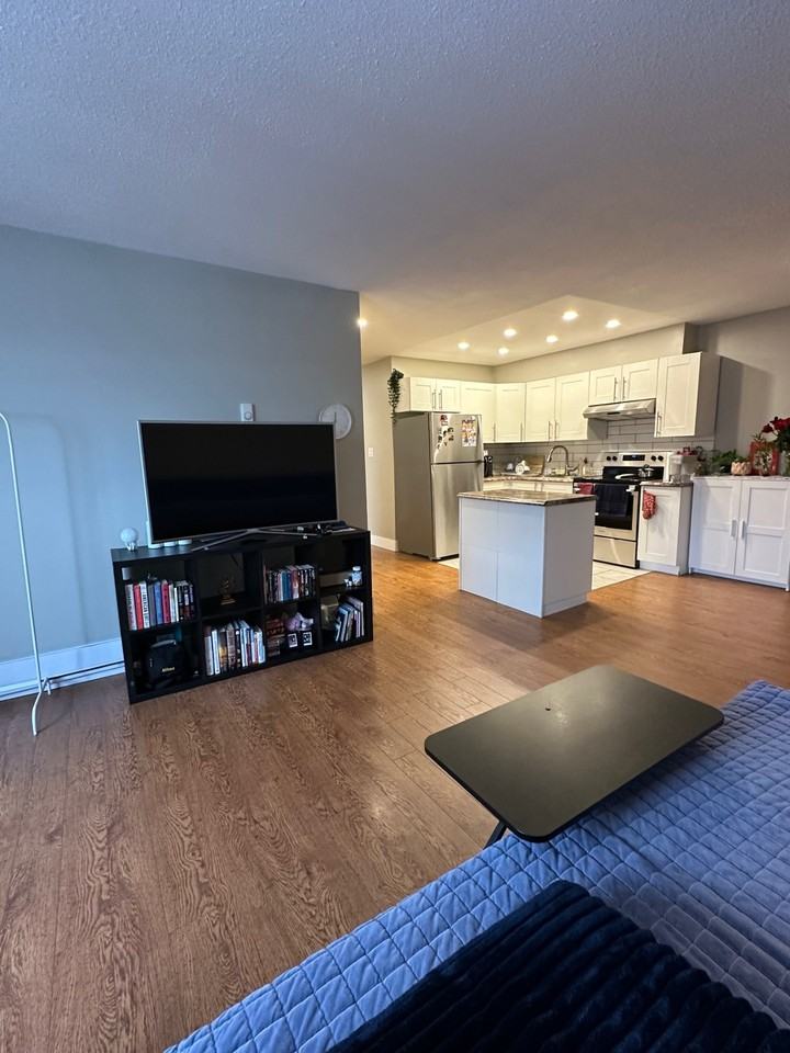 1042 Merivale Road #4 - Photo 6 of 13