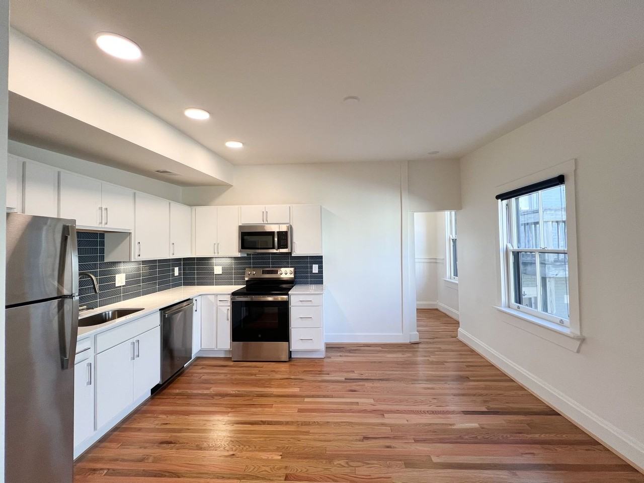 1412 Walnut - Photo 6 of 27