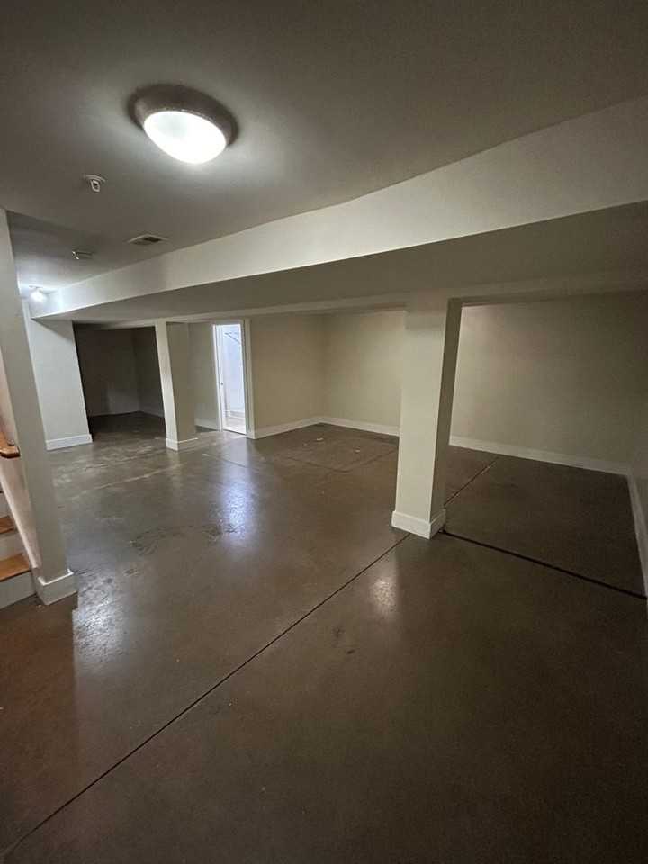 Mortons Apartments - Photo 4 of 25