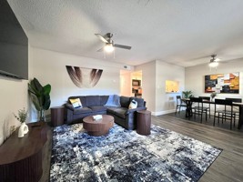 featured image of 4216 S Manhattan Ave