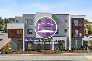 featured image of 2802 Commercial Ave