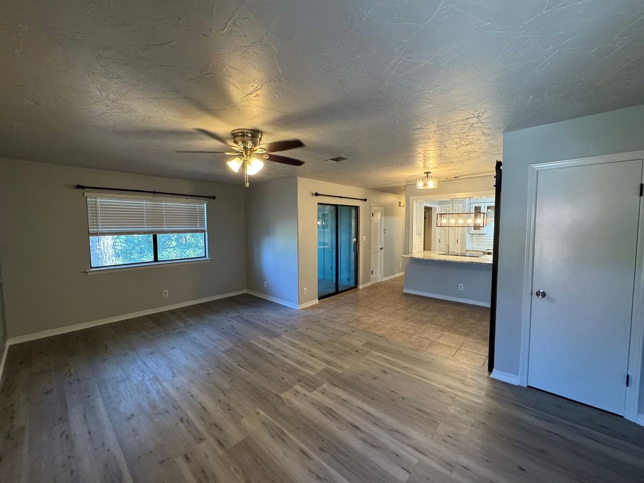 500 Grant Street - Photo 3 of 16