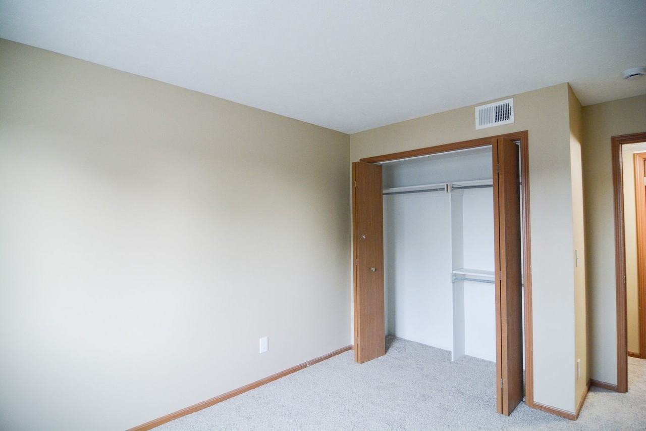 Grenoble Apartments LLC - Photo 7 of 19