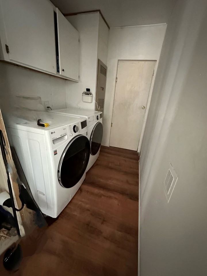 520 South Woodchips Road - Photo 3 of 7