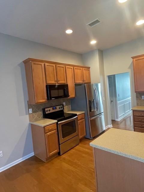 10028 Shetland Ln - Photo 3 of 19