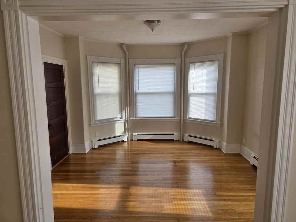 685 Cottage St ##1 - Photo 5 of 23