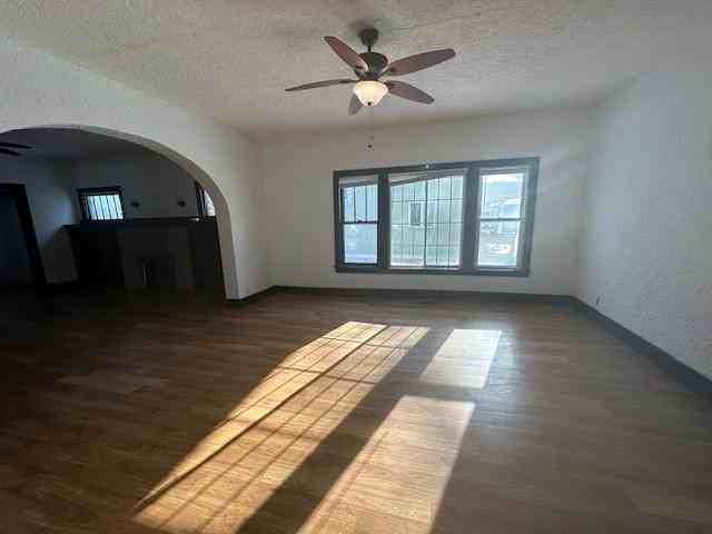 11 Nicholson St Apt 1f - Photo 3 of 27