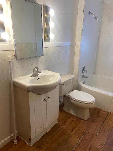 11 Nicholson St Apt 1f - Photo 7 of 27