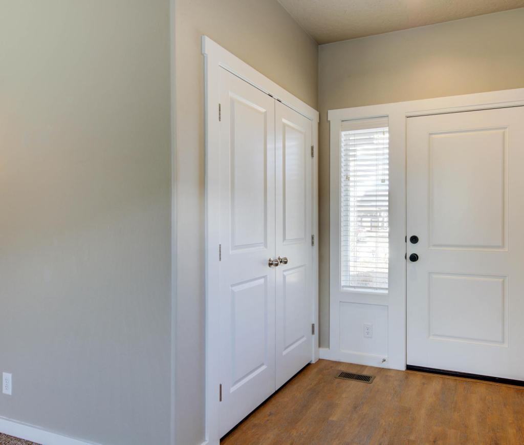 5587 W Song Sparrow St - Photo 2 of 26