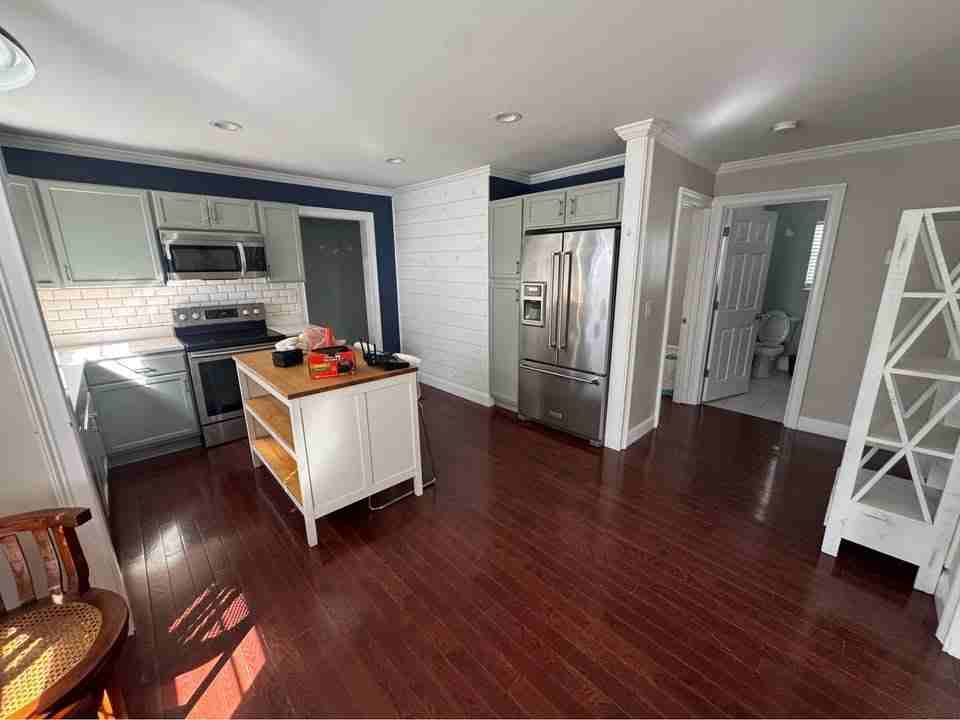 1533 Harle Ave Nw - Photo 2 of 14