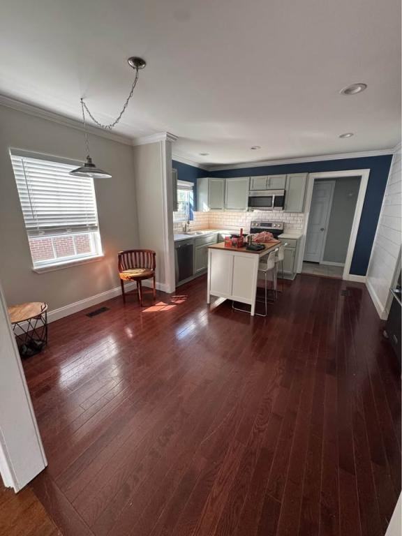 1533 Harle Ave Nw - Photo 3 of 14