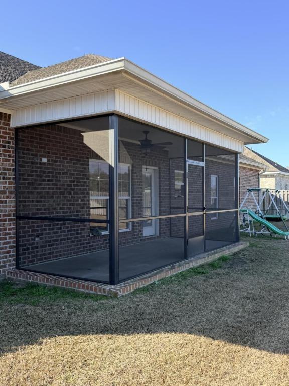 111 Amelia Cir - Photo 3 of 14