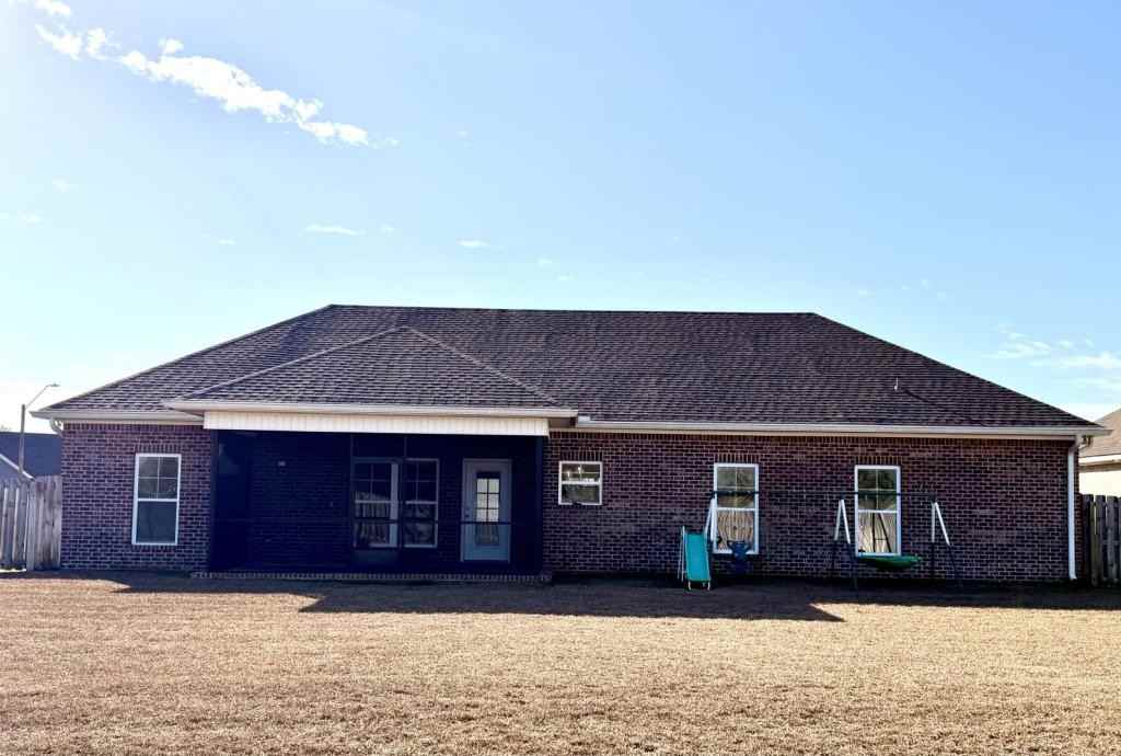 111 Amelia Cir - Photo 4 of 14