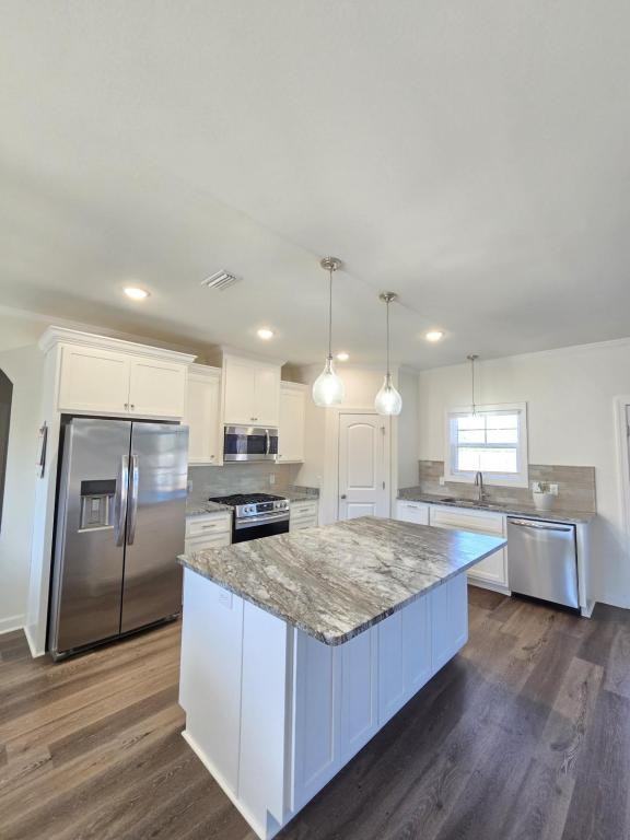 111 Amelia Cir - Photo 7 of 14