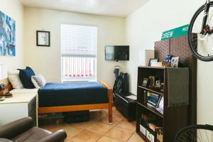 featured image of 2320 N Dixie Hwy