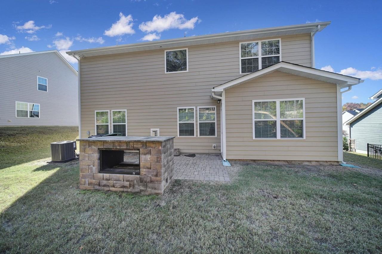 14611 Murfield Ct - Photo 6 of 29