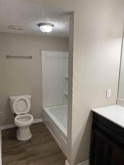 429 Johnson St #13 - Photo 7 of 21