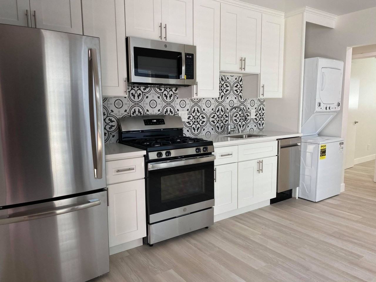 Trojan House - Photo 7 of 24