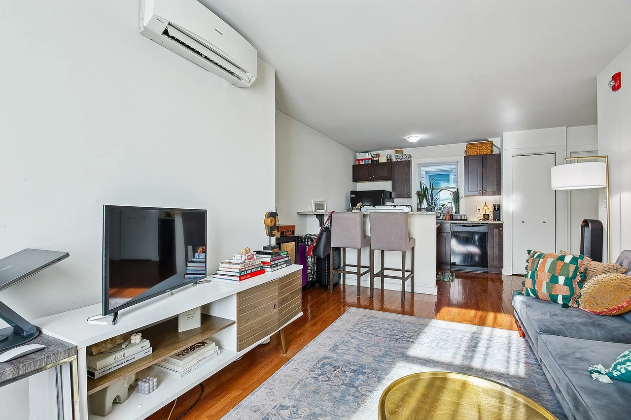 324 4th Street #3 - Photo 2 of 18