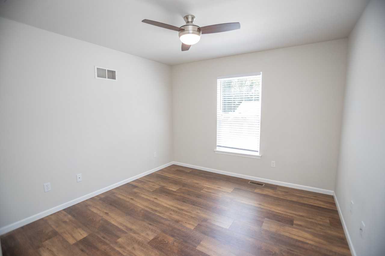 5410 Deer Valley Dr #C - Photo 7 of 16