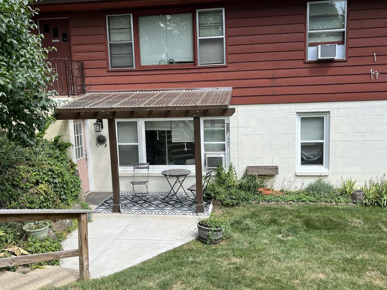 409 Palomino Ln Apt 1n - Photo 6 of 16