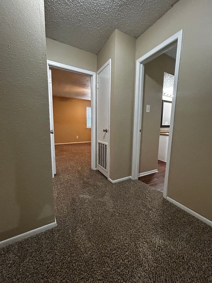 Normandy Townhomes LLC - Photo 5 of 11