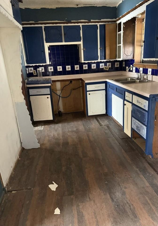 3525 Sw 21st St - Photo 3 of 3