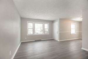 featured image of 2484 Greenvale Rd