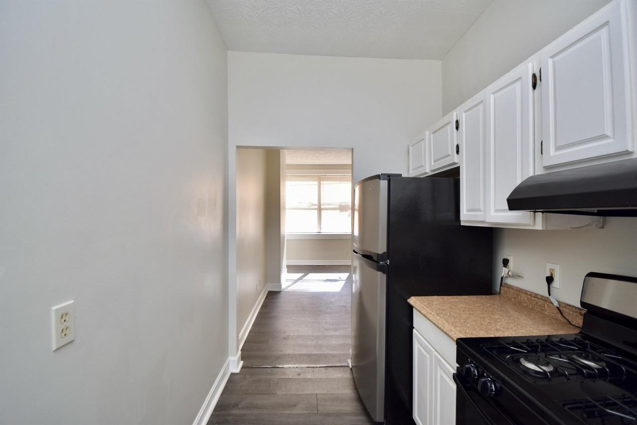 2145 Freeman Ave #1 - Photo 6 of 16