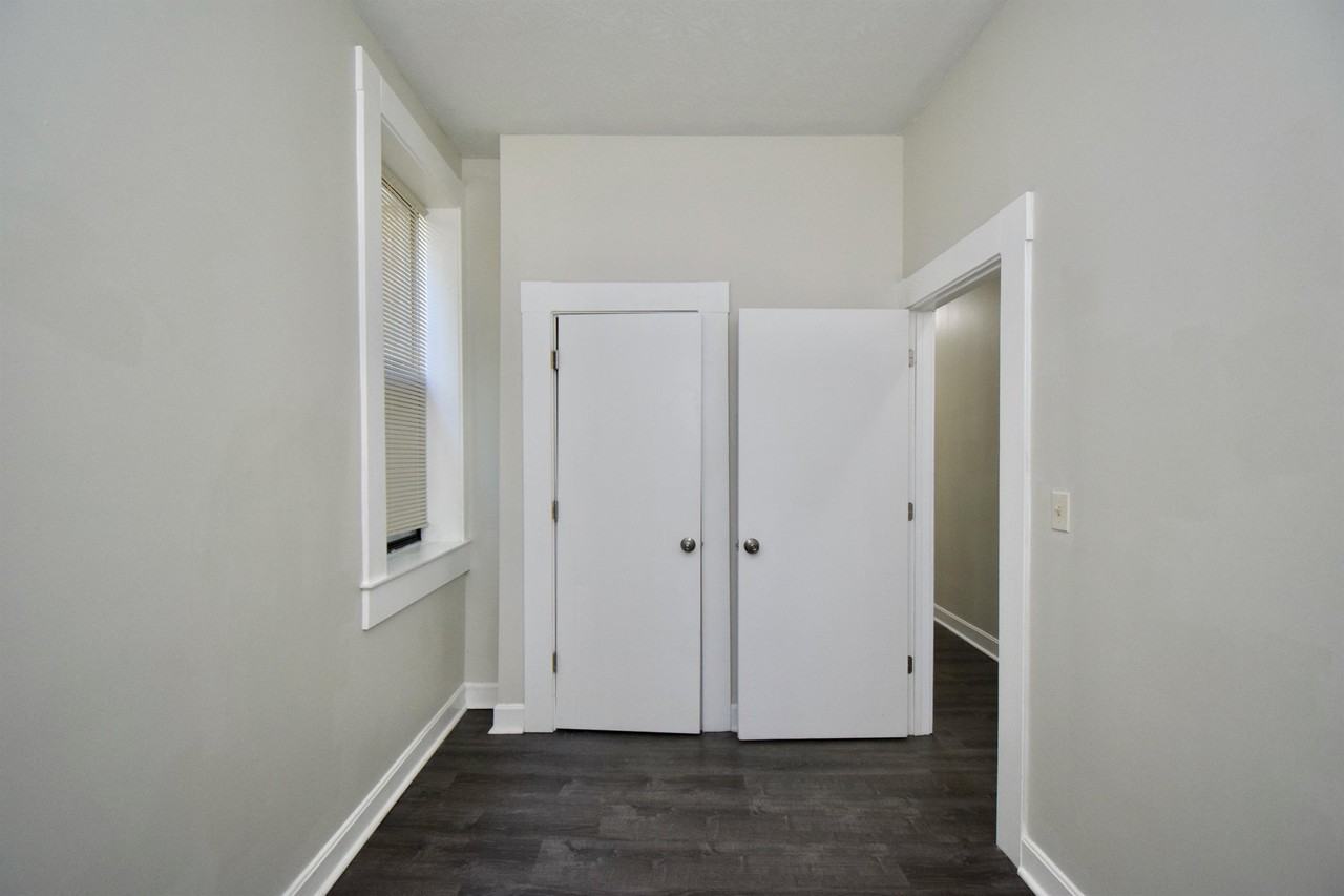 2145 Freeman Ave #1 - Photo 3 of 16