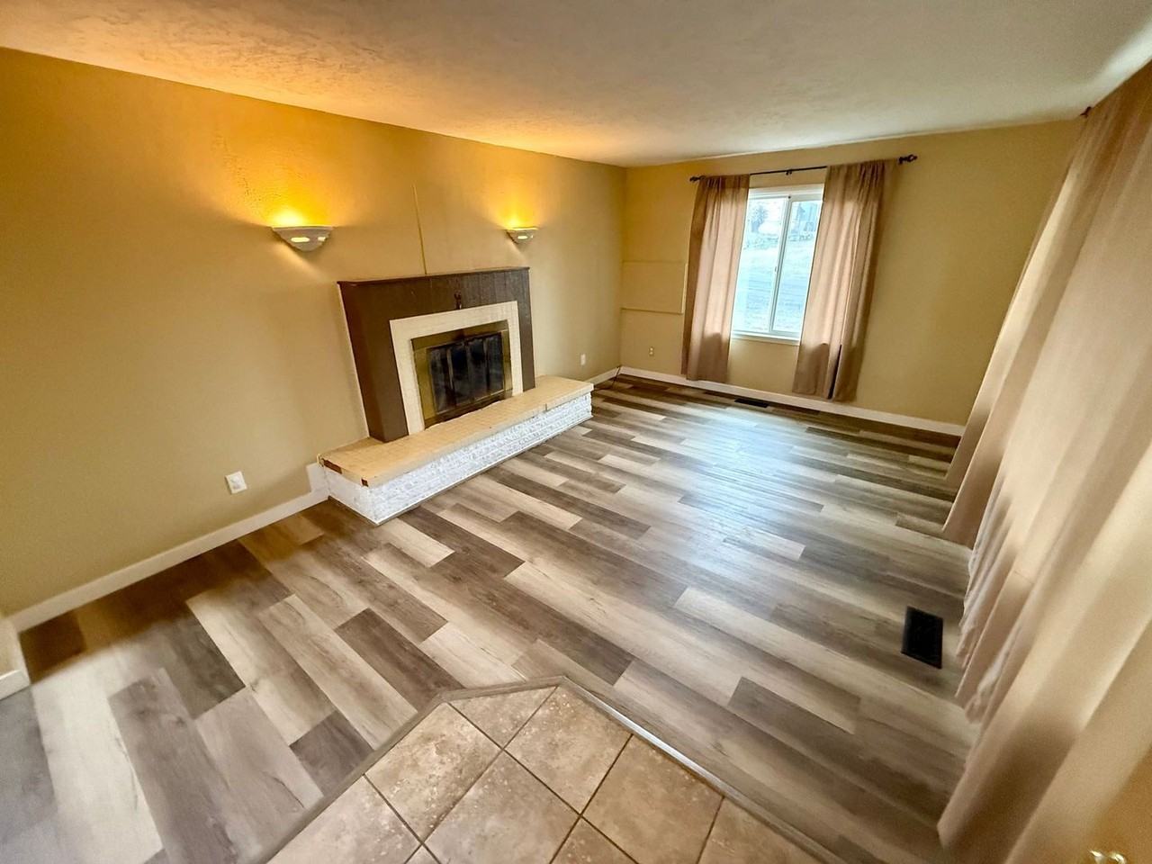 1003 Powers Ave - Photo 6 of 37