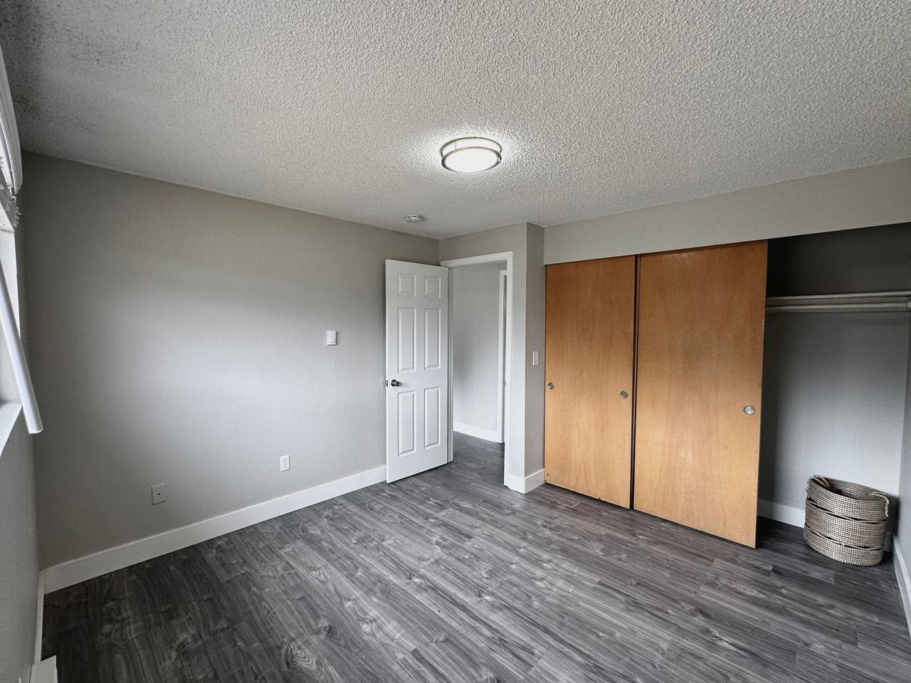 Union Square Apartments - Photo 7 of 20