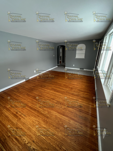 217 Saint Casimir St #DN - Photo 5 of 8