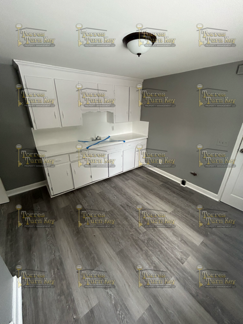 217 Saint Casimir St #DN - Photo 6 of 8