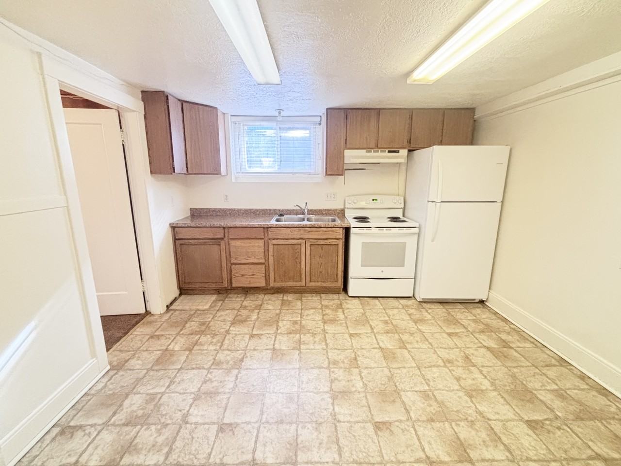 132 Southeast #2 - Photo 6 of 11